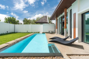 Beautiful comfortable and Fully Equipped Big pool villa with 65inch smart tv Located near popular Bangtao beach and laguna
